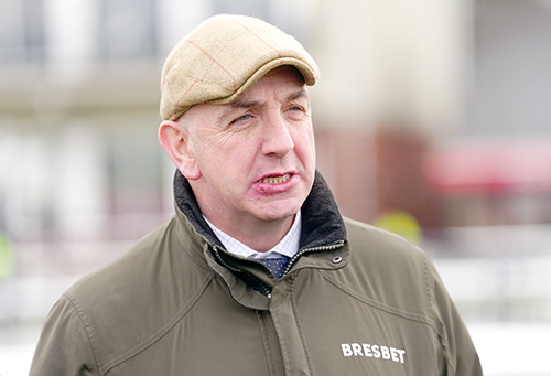 BLUE BETTY BACKED FOR HUNTINGDON HURDLING BOW