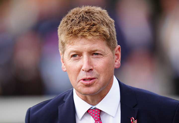 East India Dock setting sailfor Chester Cup mission